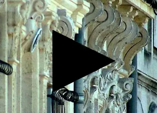 Jeux de façade Bordeaux la ville aux 10 000 échoppes
Voir de la 23 à 26 et de la 46 à 49 minutes